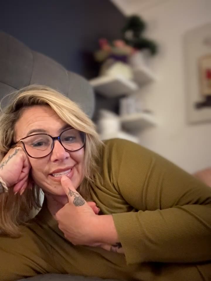 Blondebitch2, 8 Oct 2026