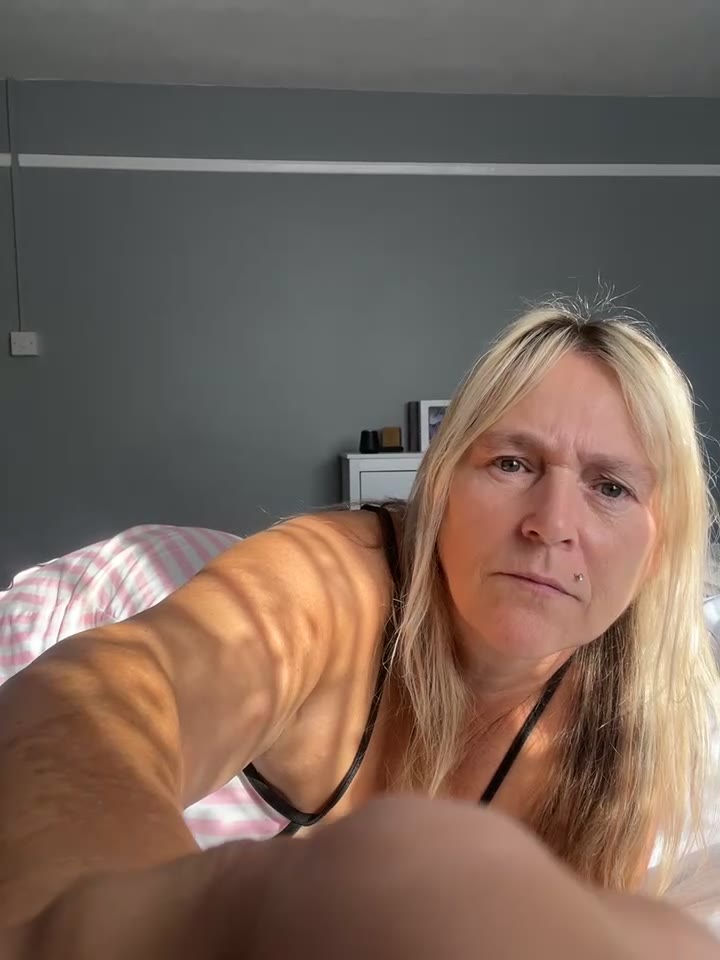 Blondnboujee53, 25 Oct 2026