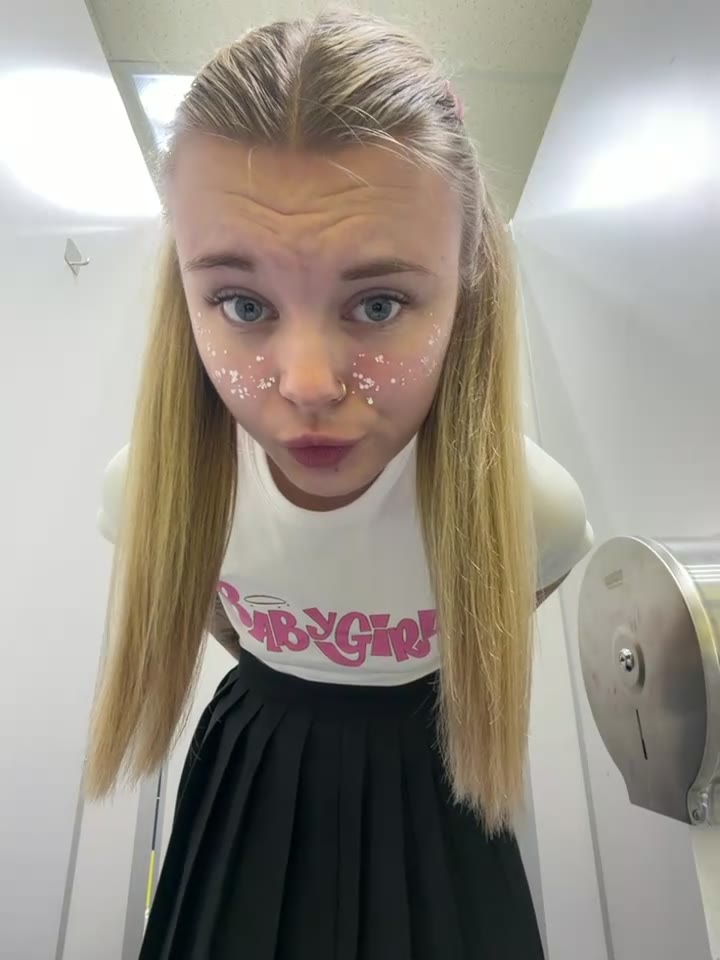 -Miakitty, 22 Oct 2026