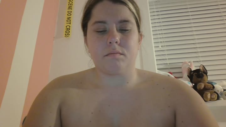 Busty-Nimah25x