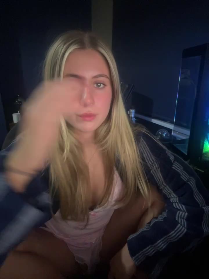 Rosiejonesx, 23 Oct 2026