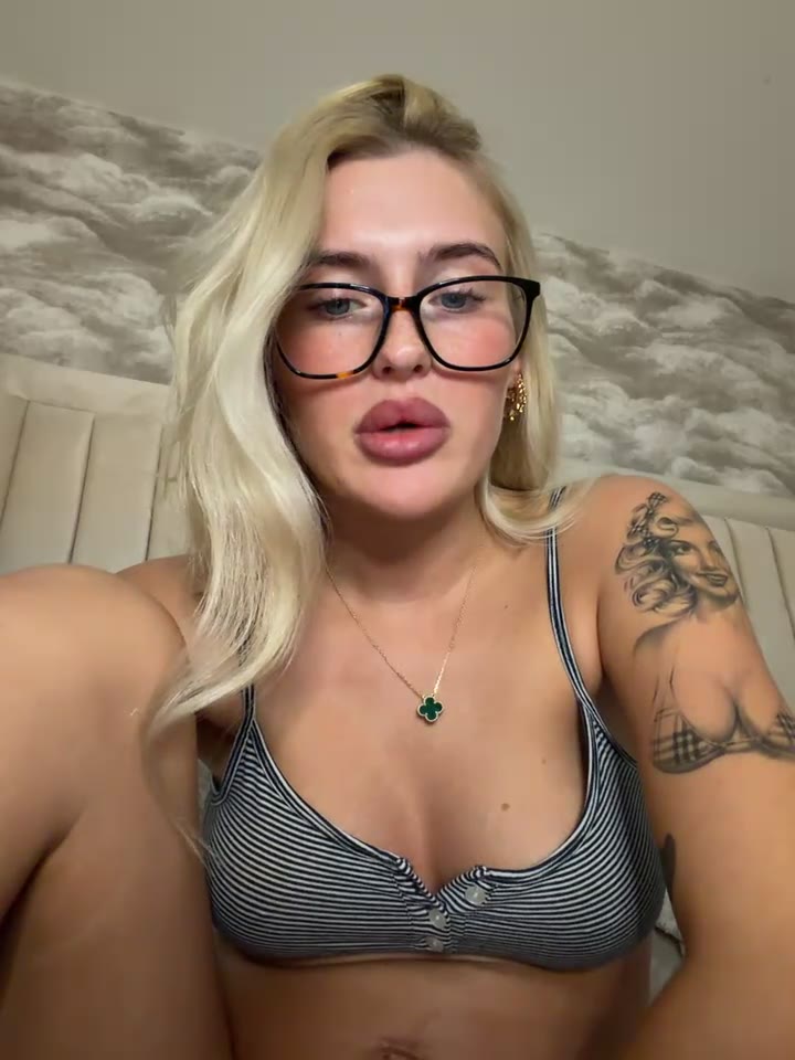 Blondetart69, 4 Oct 2026