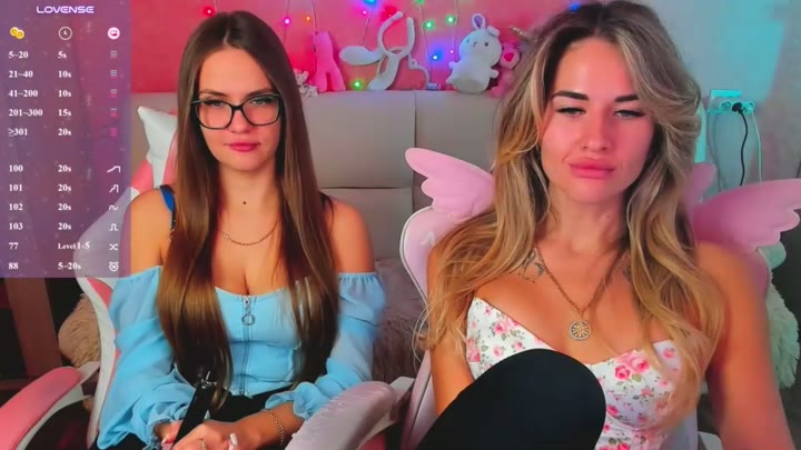 Hotty_Girls_Here