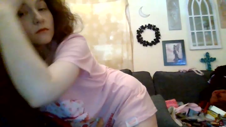 Queencrimsonlvx