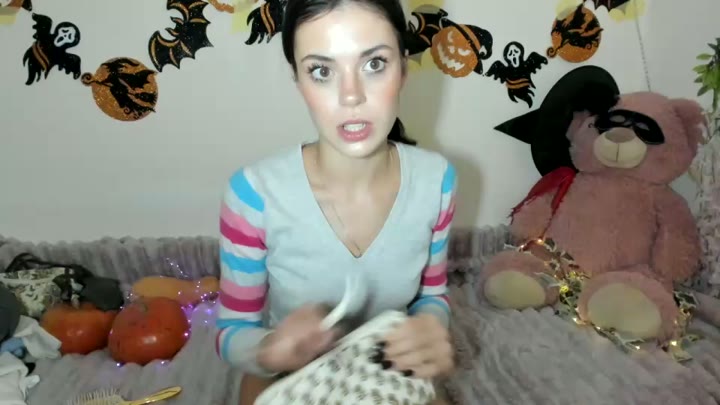 Honeykrisspussy, 22 Oct 2026