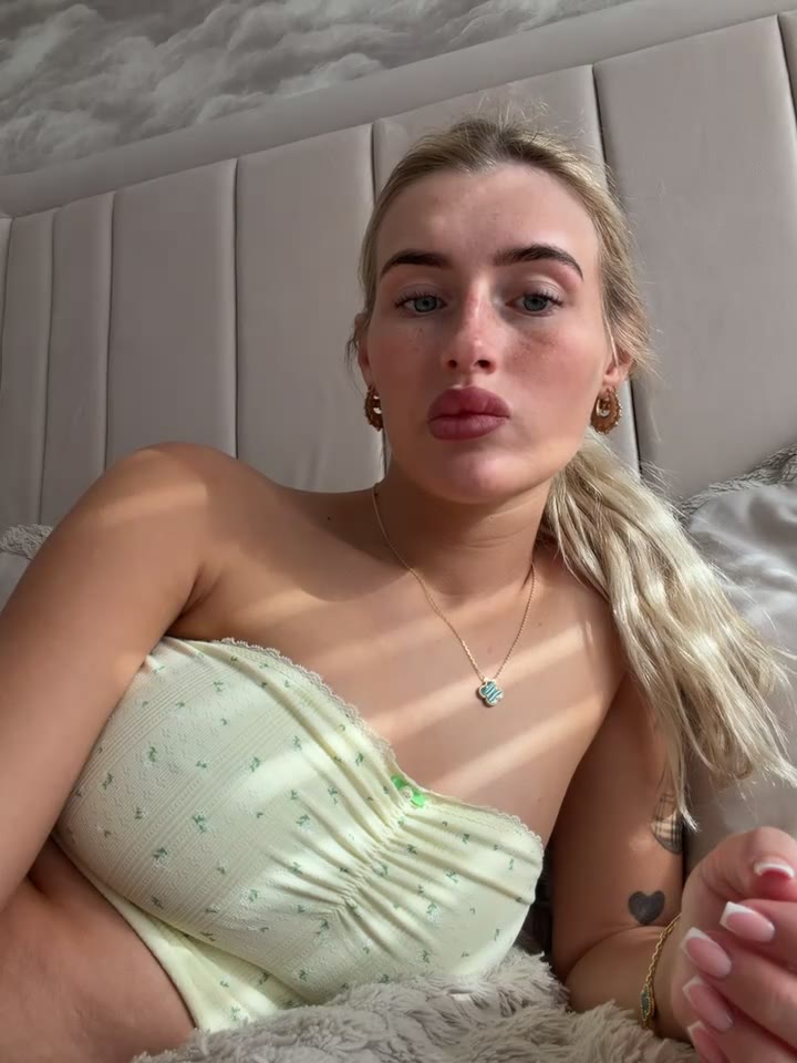 Blondetart69, 17 Oct 2026