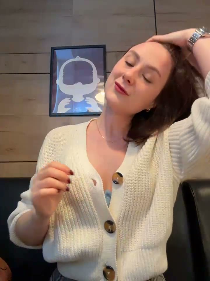 Dina Tease, 17 Oct 2026