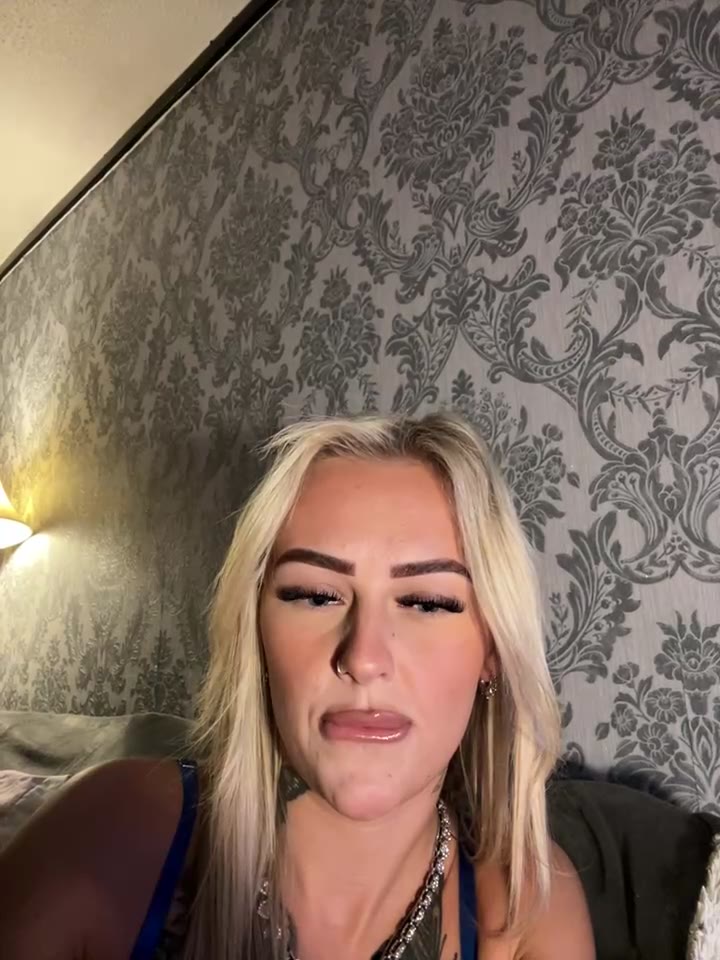 Squirtqueennaughtycourts, 22 Oct 2026