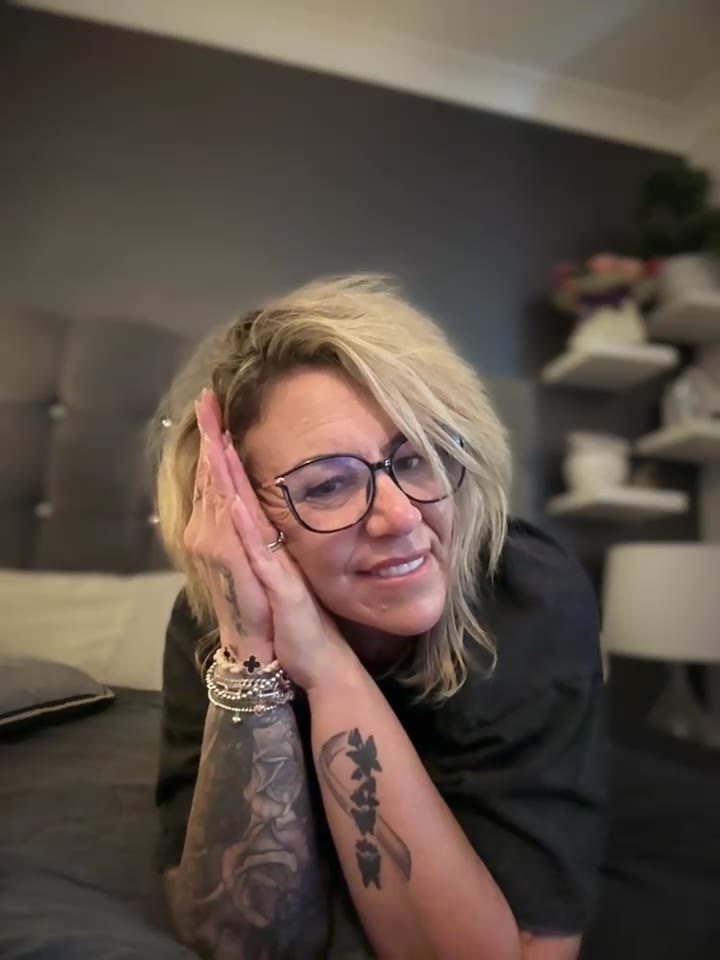Blondebitch2, 14 Oct 2026