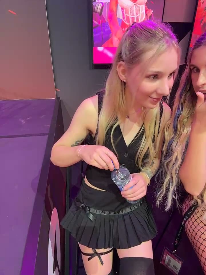 Sabrinarose_Xxx, 22 Oct 2026